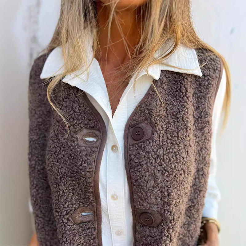 Sahsa | cozy button vest